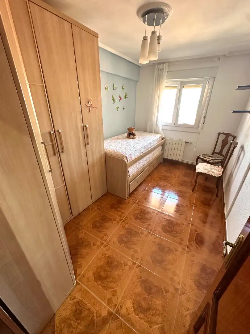 Piso con terraza en venta en Lutxana - Llano, imagen 5