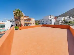 Vista exterior de Casa o chalet en venta en Guía de Isora con Terraza, Trastero y Balcón