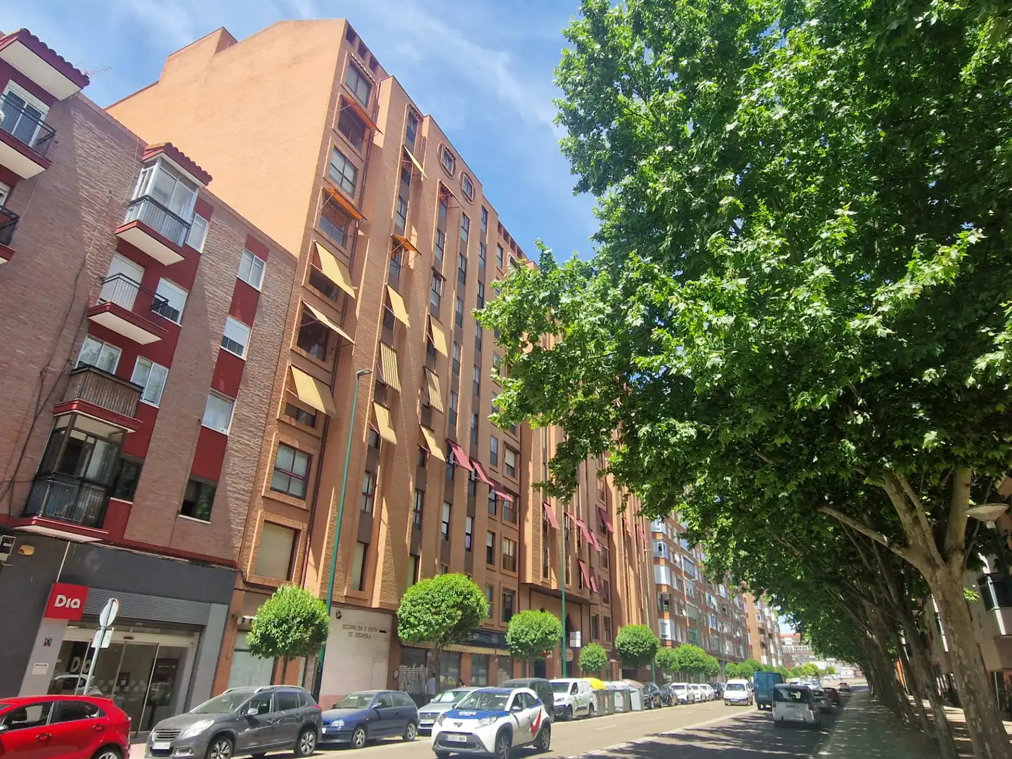 Vista exterior de Piso en venta en Valladolid con Calefacción, Parquet y Trastero