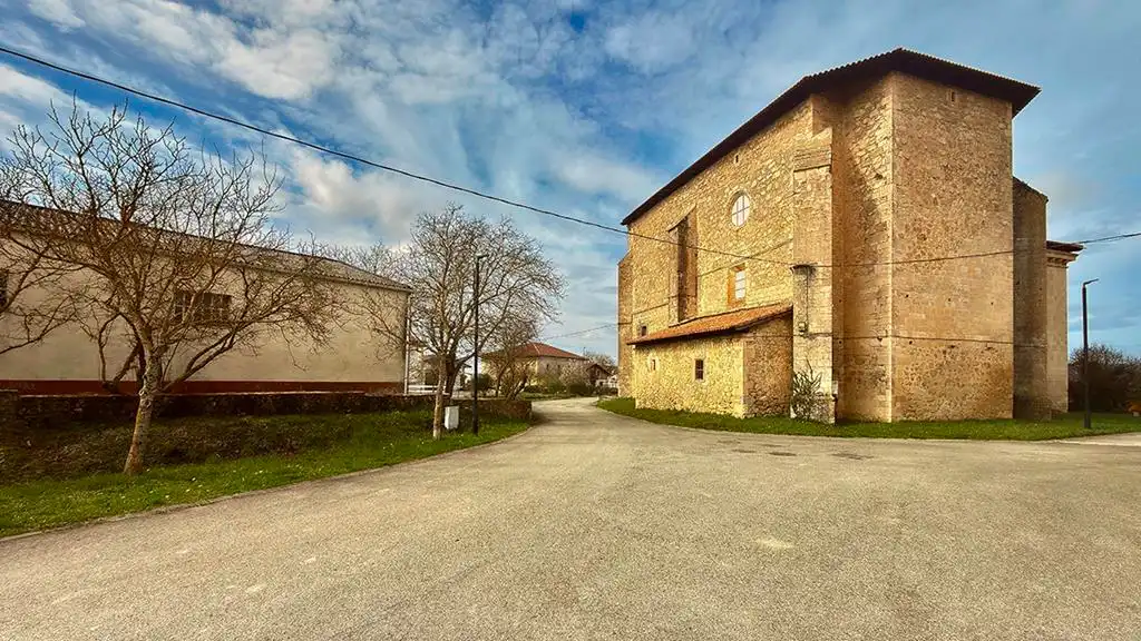 Vista exterior de Residencial en venta en San Millán / Donemiliaga