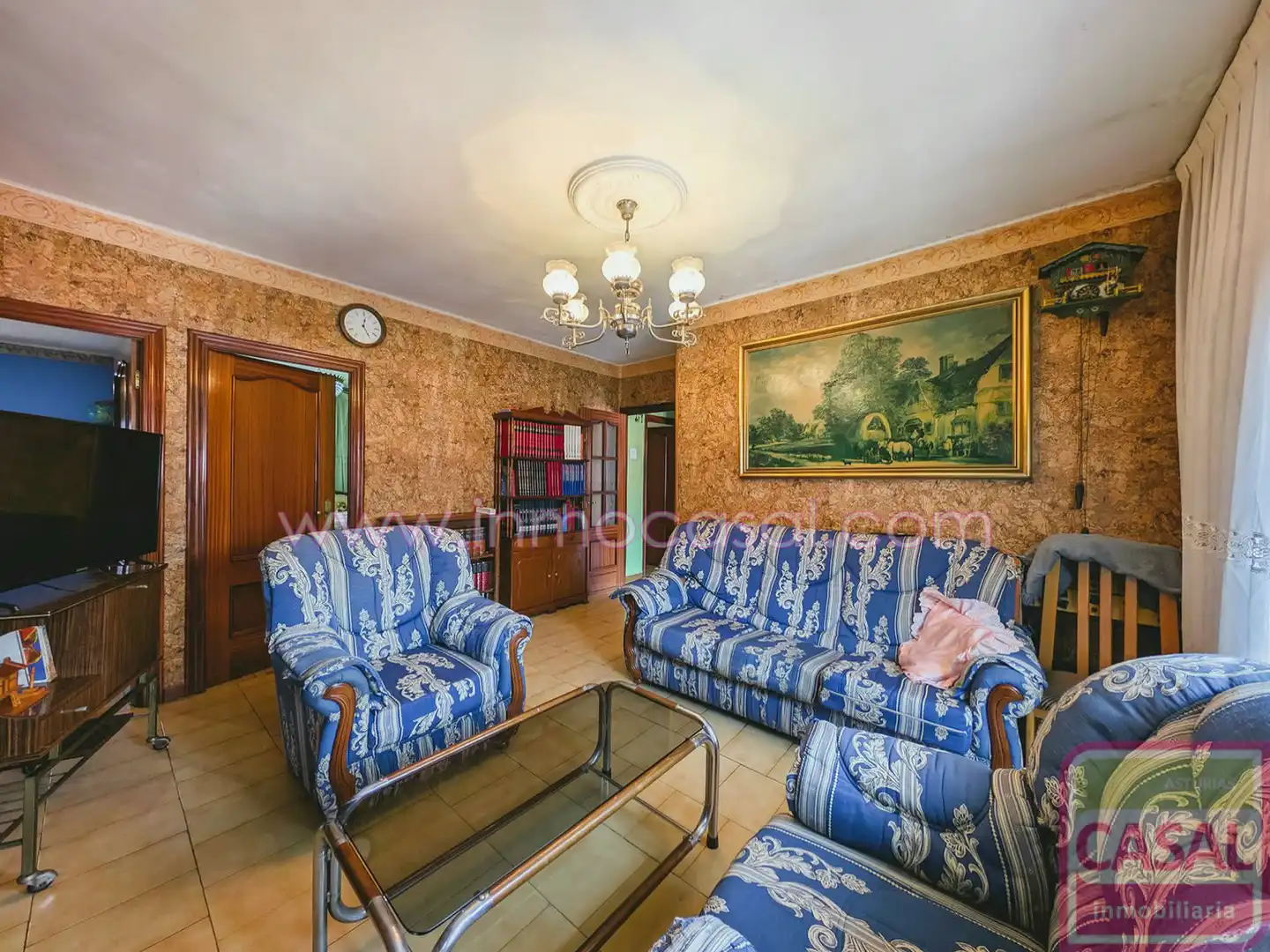 Sala de estar de Piso en venta en Mieres (Asturias) con Calefacción, Trastero y Amueblado