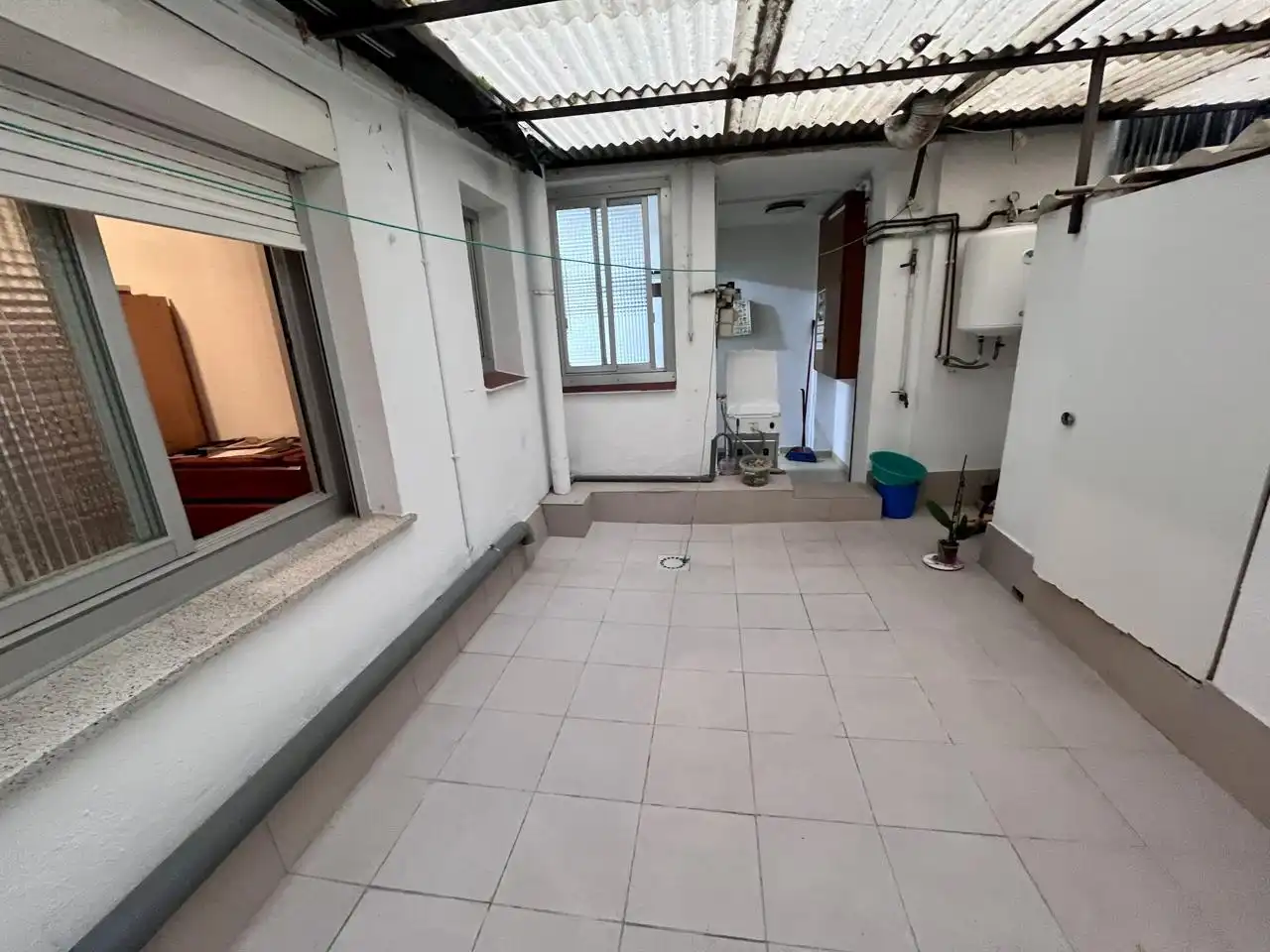 Appartamento con ascensore in vendita a calle de Monturiol, imagen 4