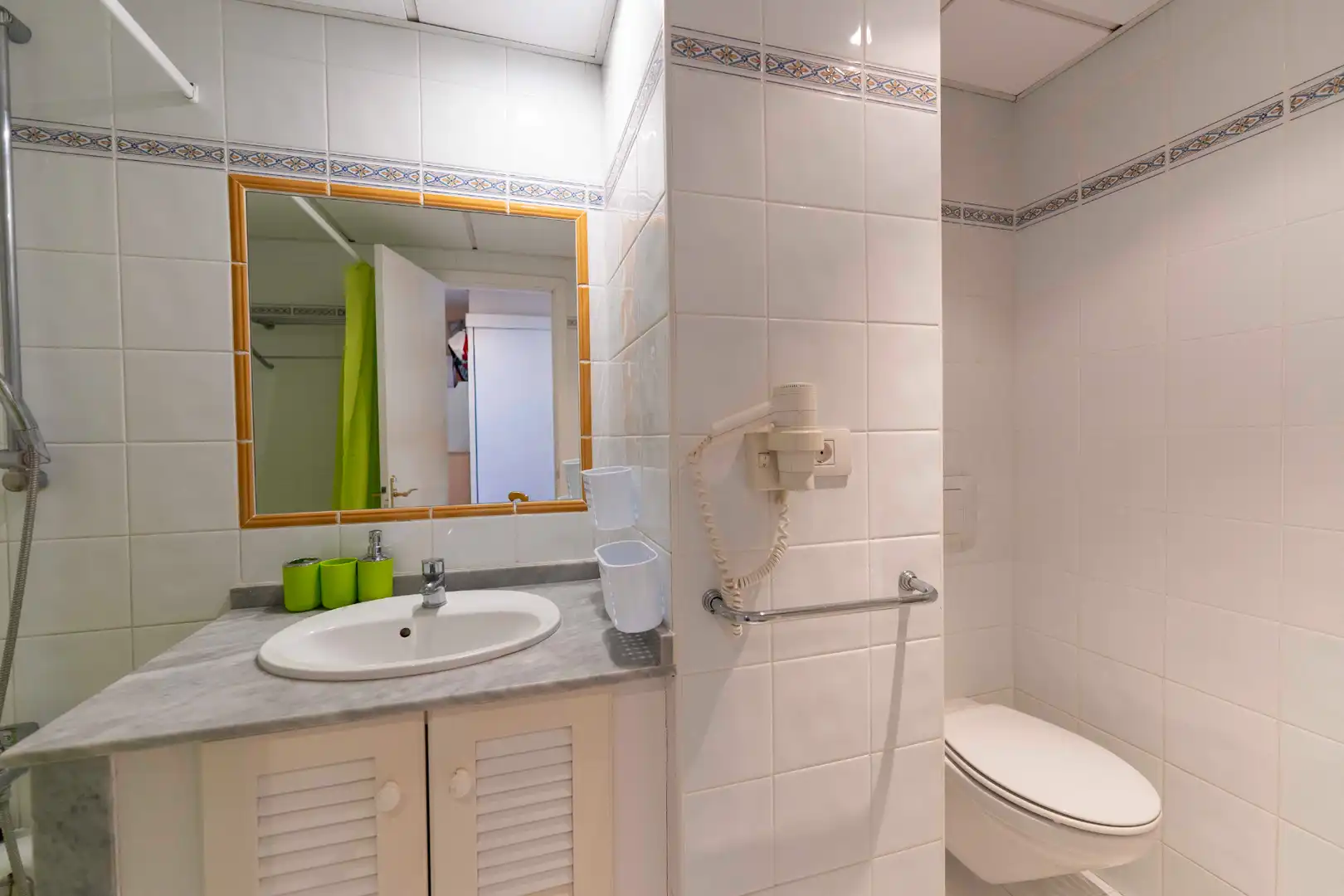 Badezimmer von Wohnung zum Verkauf in Los Realejos mit Möbliert, Balkon und Gemeinschaftspool