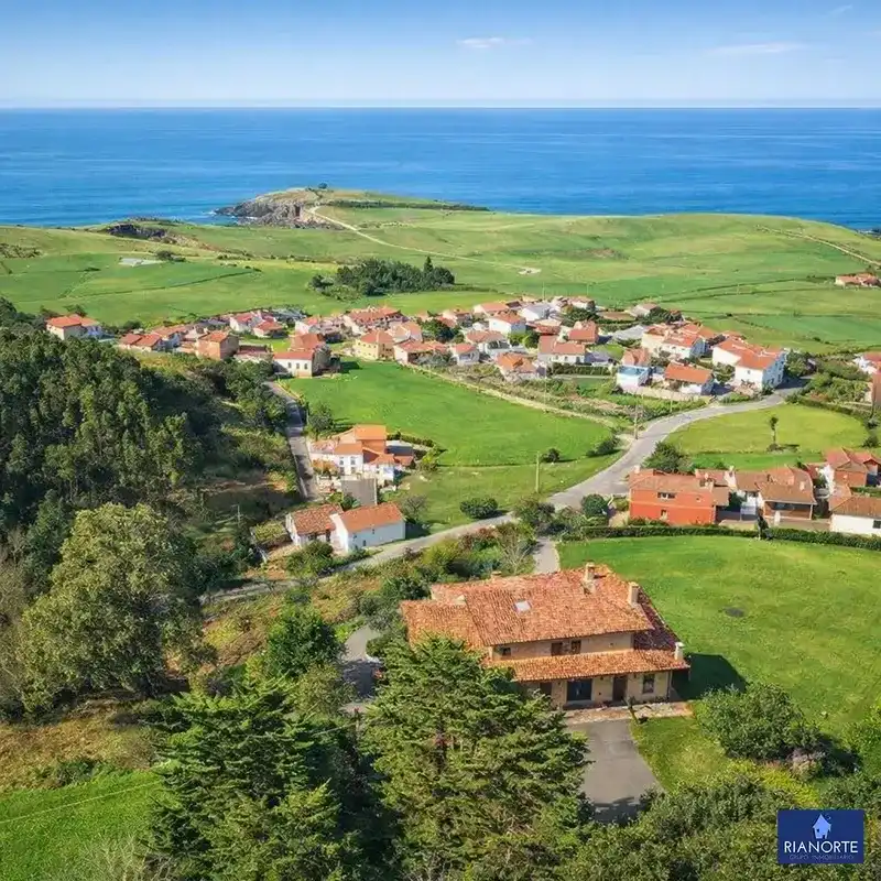 Vista exterior de Casa o chalet en venta en Gozón con Calefacción, Jardín privado y Terraza