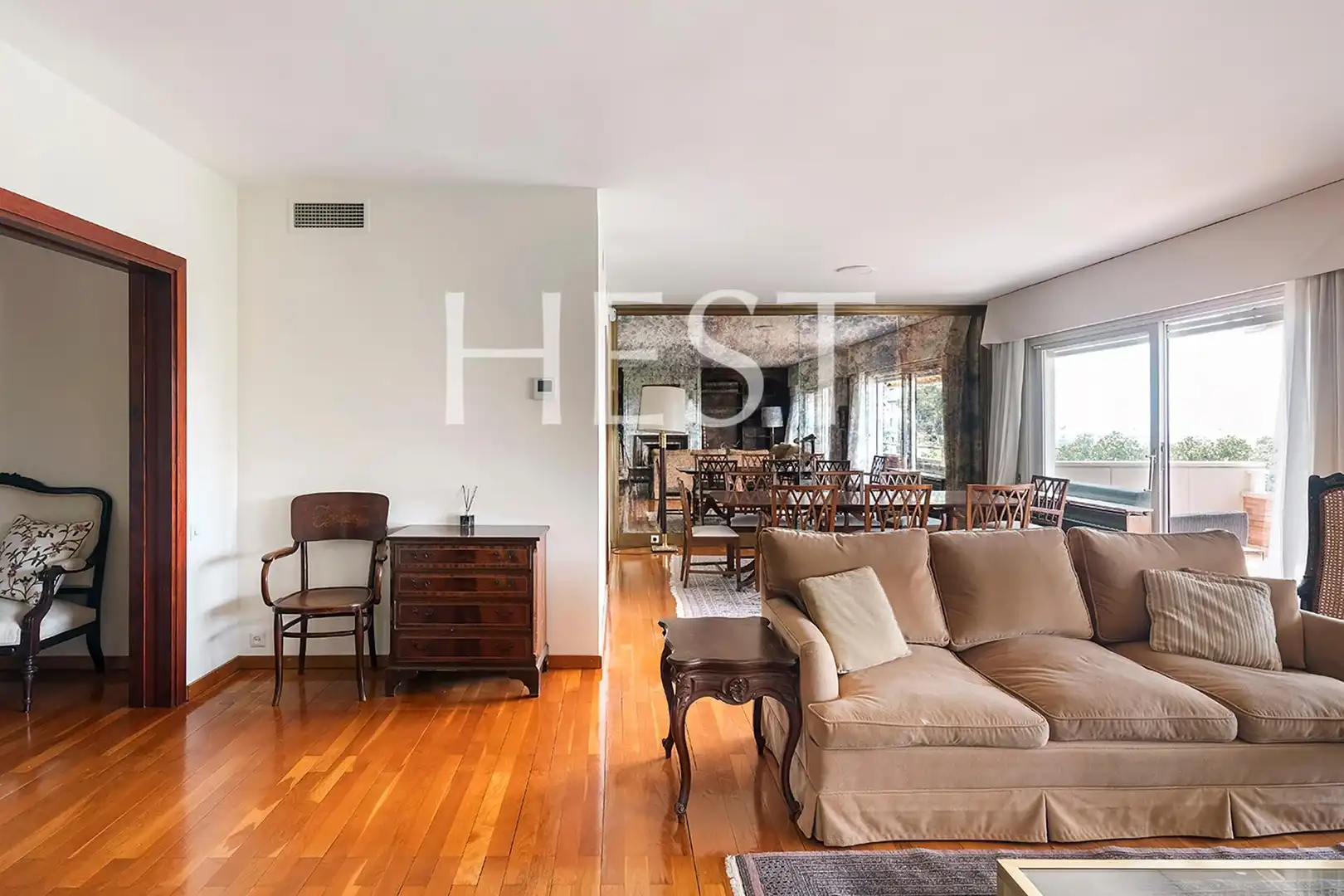 Sala de estar de Piso de alquiler en Barcelona con Calefacción, Jardín privado y Parquet