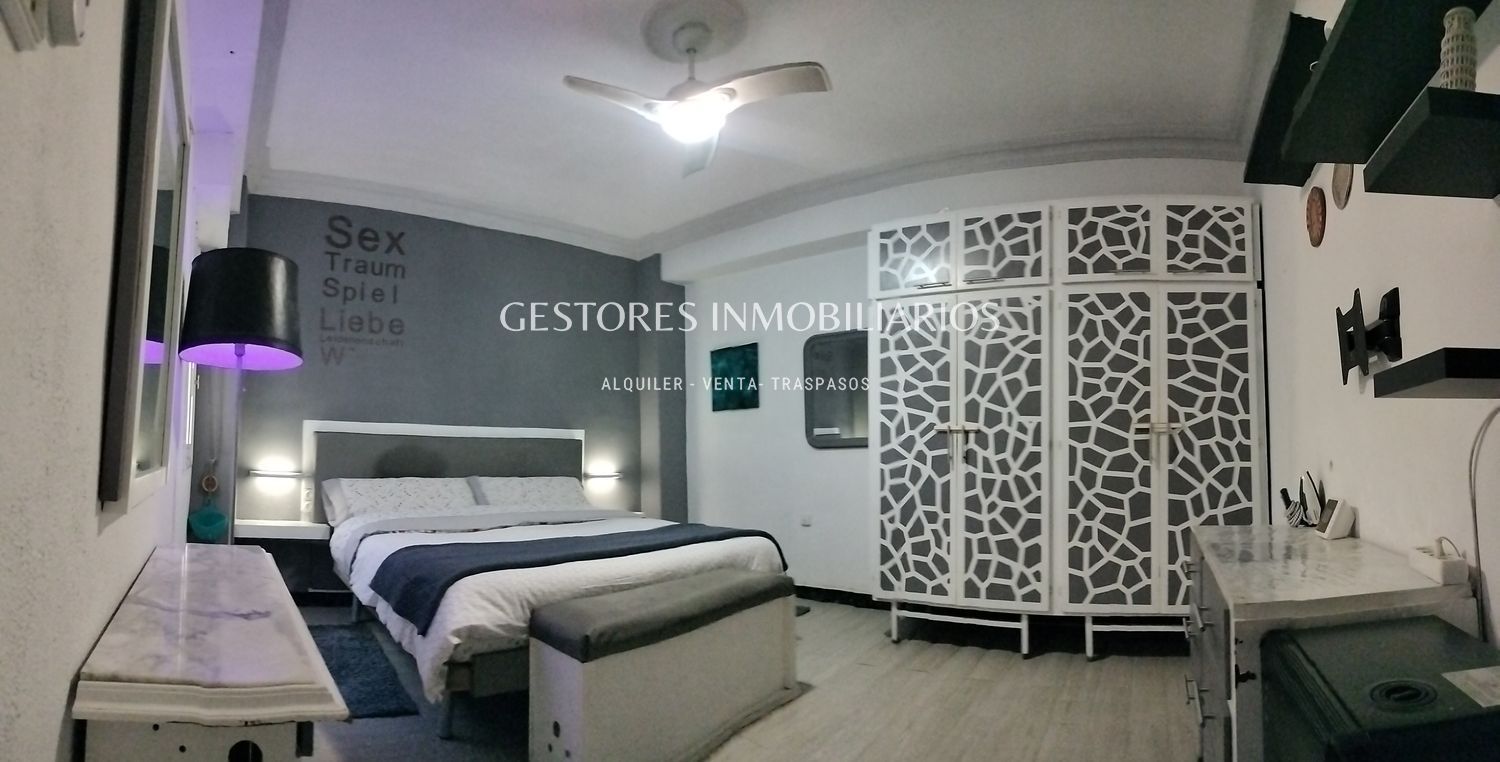 Flat for sale in CALLE PERÚ, Eixample