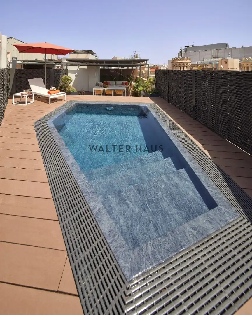 Piscina de Dúplex en venda en Barcelona amb Aire condicionat, Calefacció i Terrassa