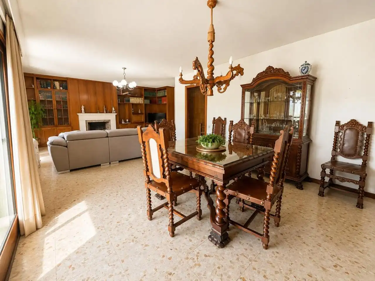 Esszimmer von Wohnung zum Verkauf in  Palma de Mallorca mit Heizung, Terrasse und Balkon