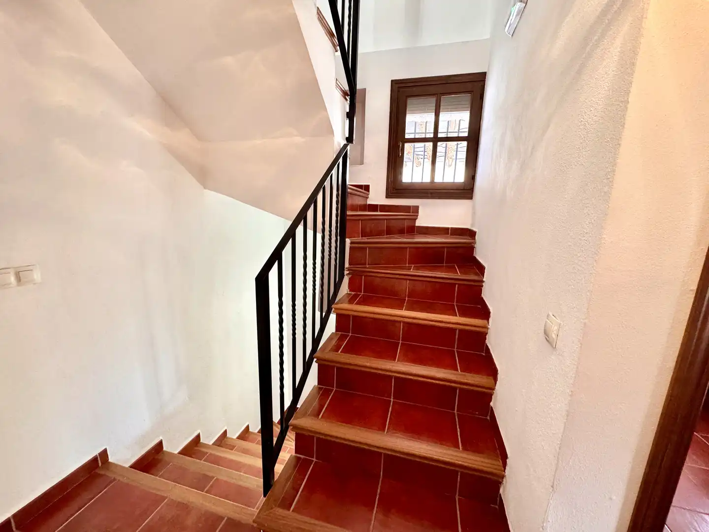 Buildings for sale in Juviles  with Alarm