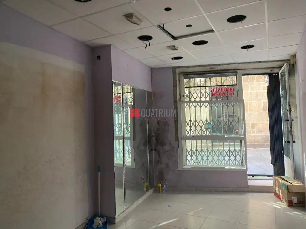 Casa o xalet en venda en Santiago de Compostela  amb Calefacció, Traster i Balcó