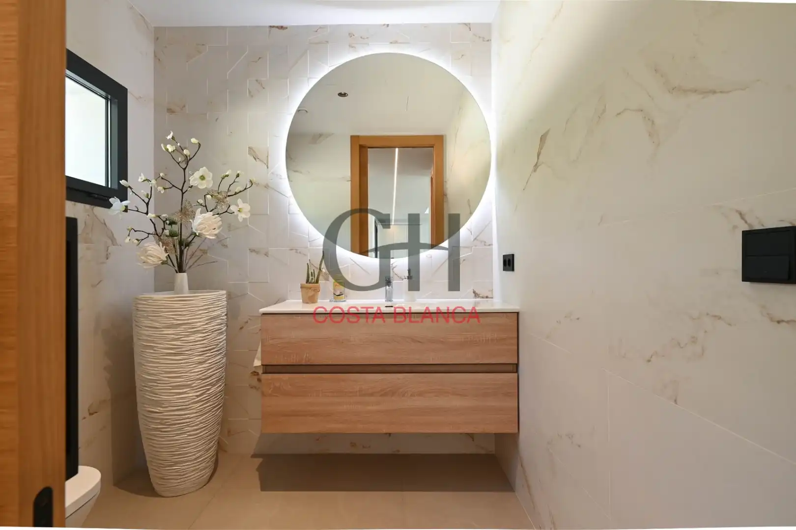 Badezimmer von Haus oder Chalet zum Verkauf in Moraira mit Klimaanlage, Heizung und Privatgarten