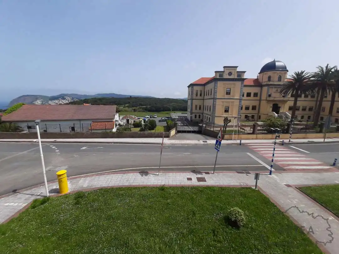 Oficina de alquiler en Ayuntamiento Errepidea, 2, Barrika