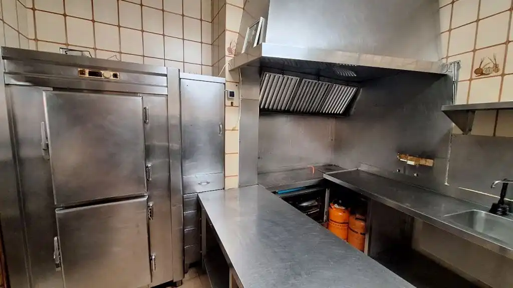 Cocina de Local de alquiler en Alzira con Aire acondicionado y Amueblado