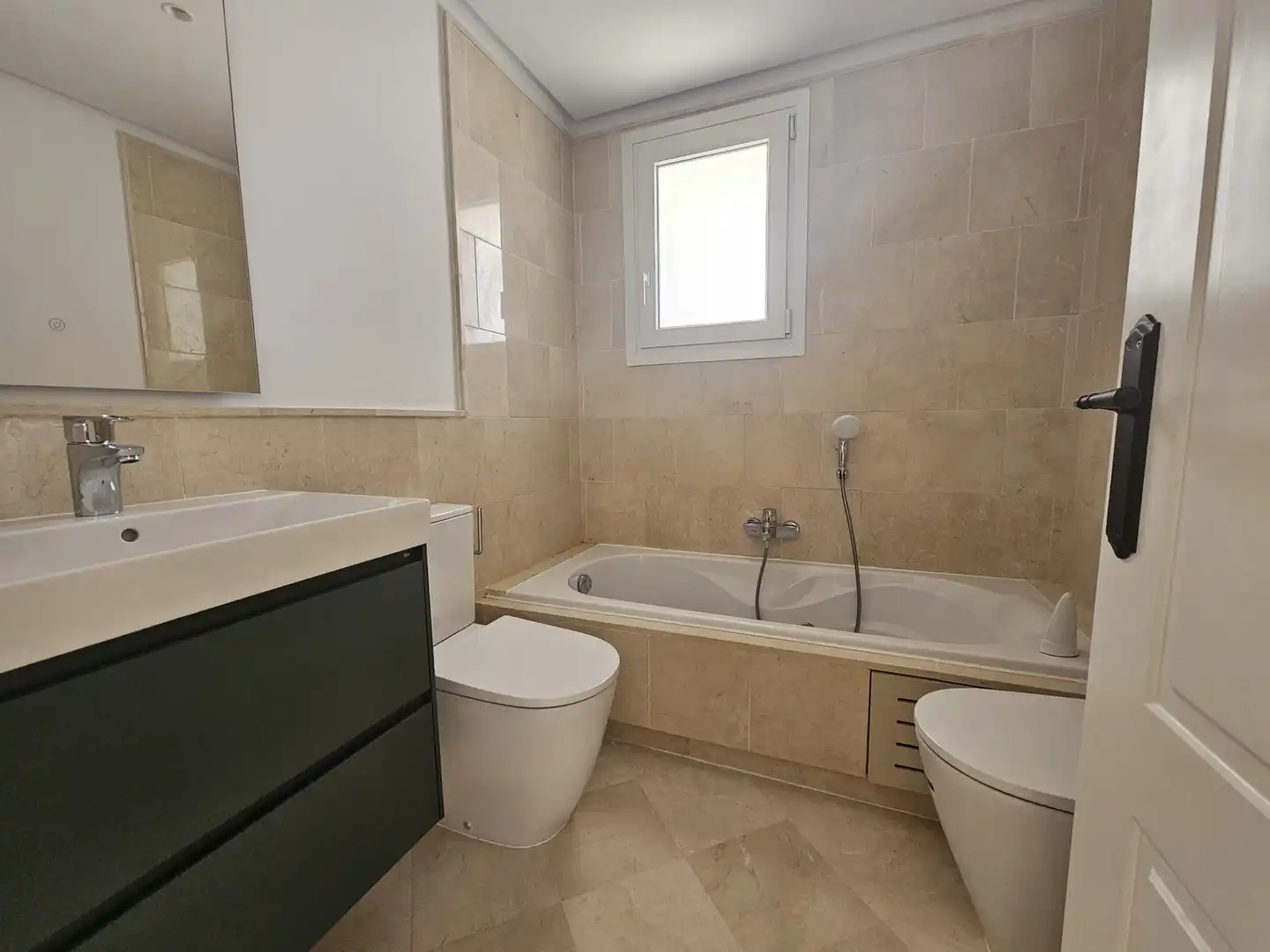 Apartamento con piscina en venta en Nueva Andalucía, imagen 14