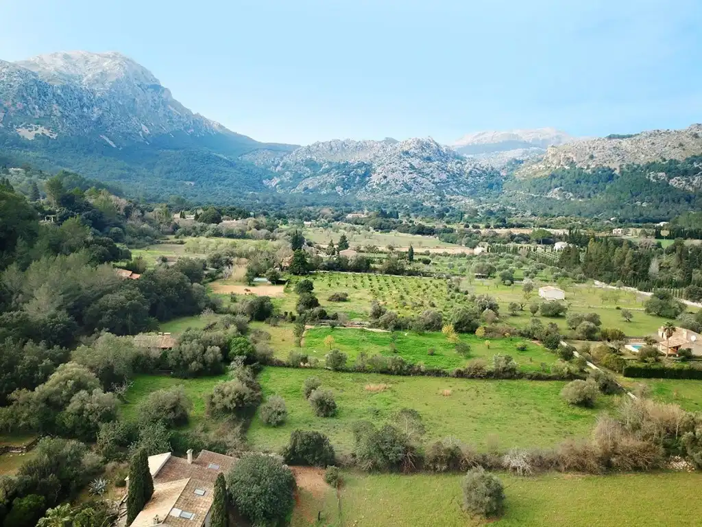 Maison rustique avec jardin à vendre à Pollença Poble