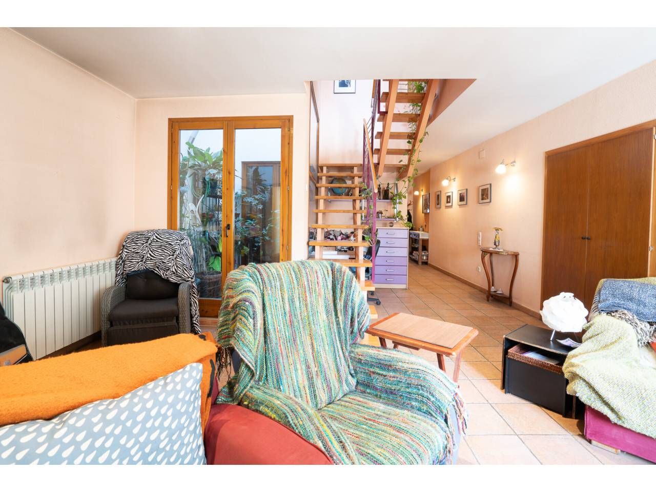 Duplex for sale in Vic  with Heating, Terrace and Alarm