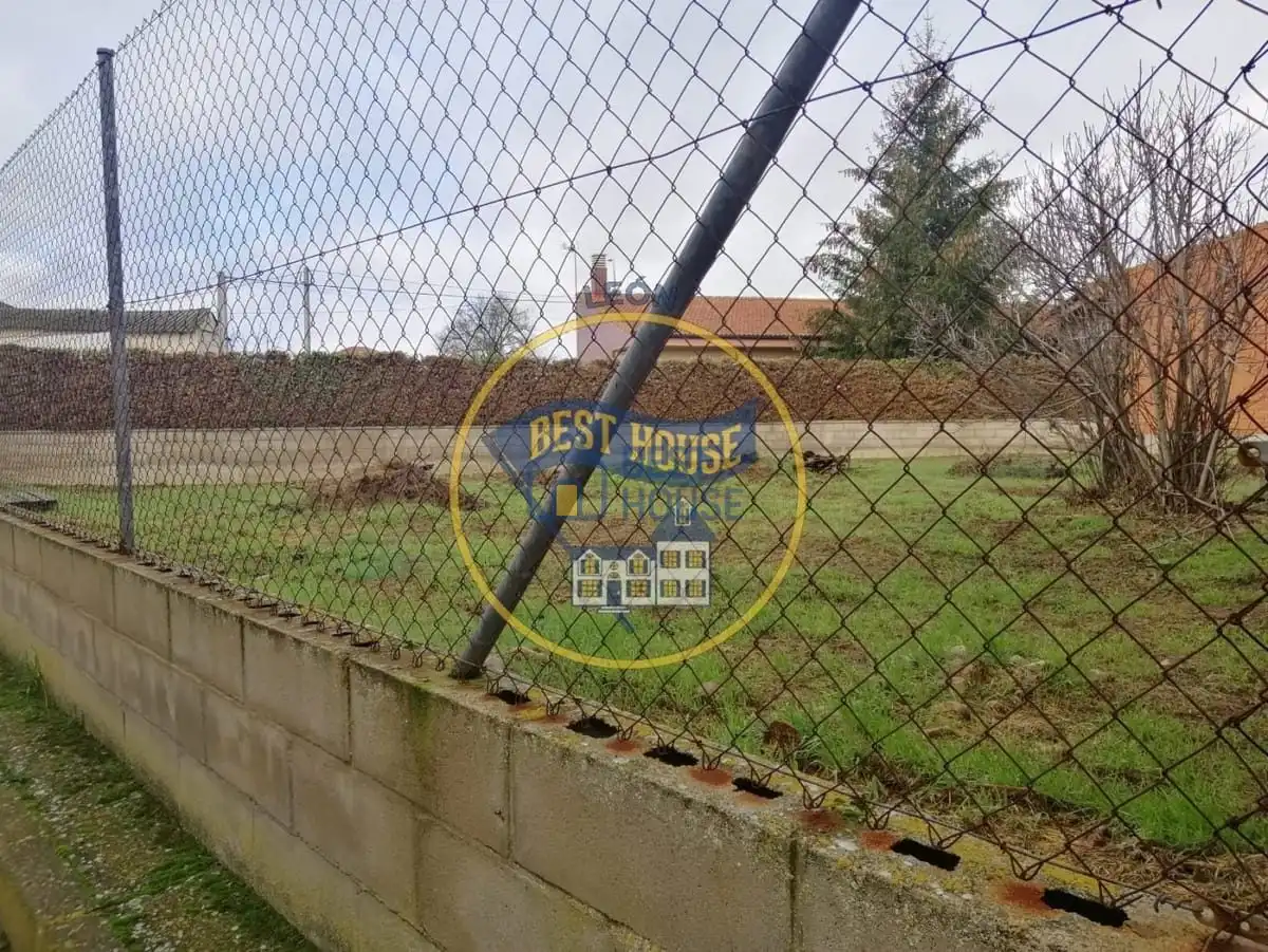 Terreny residencial en venda a Vega de Infanzones, imagen 3