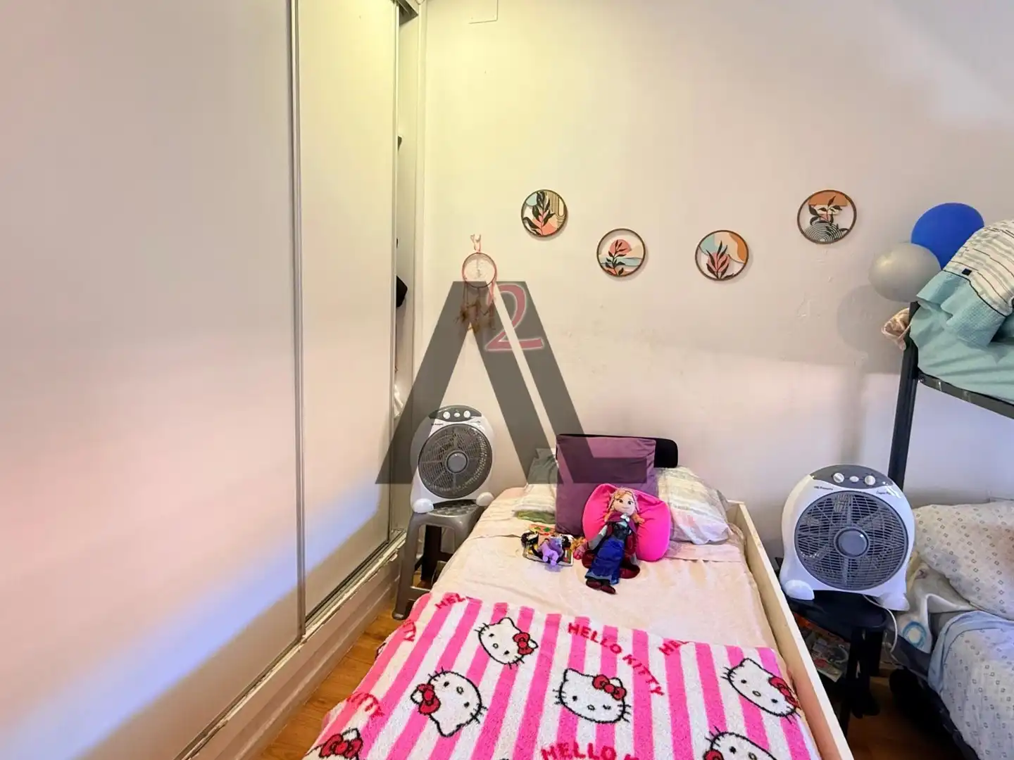 Dormitori de Apartament en venda en Madrid