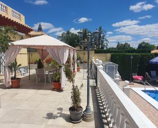 Terrassa de Casa o xalet en venda en Montequinto amb Aire condicionat, Terrassa i Piscina