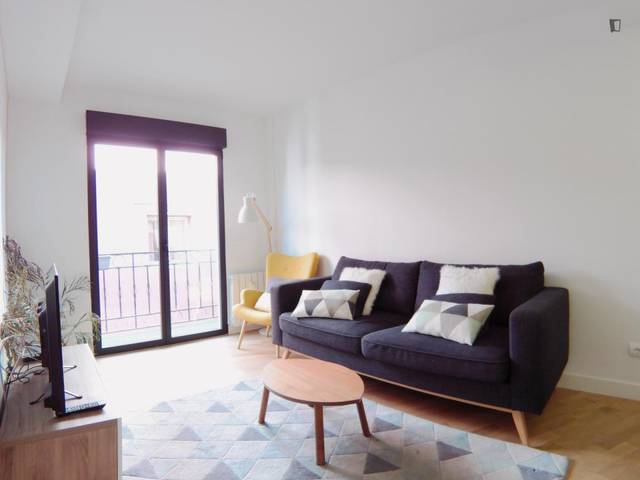 Apartamento en Alquiler en Cortes - Huertas