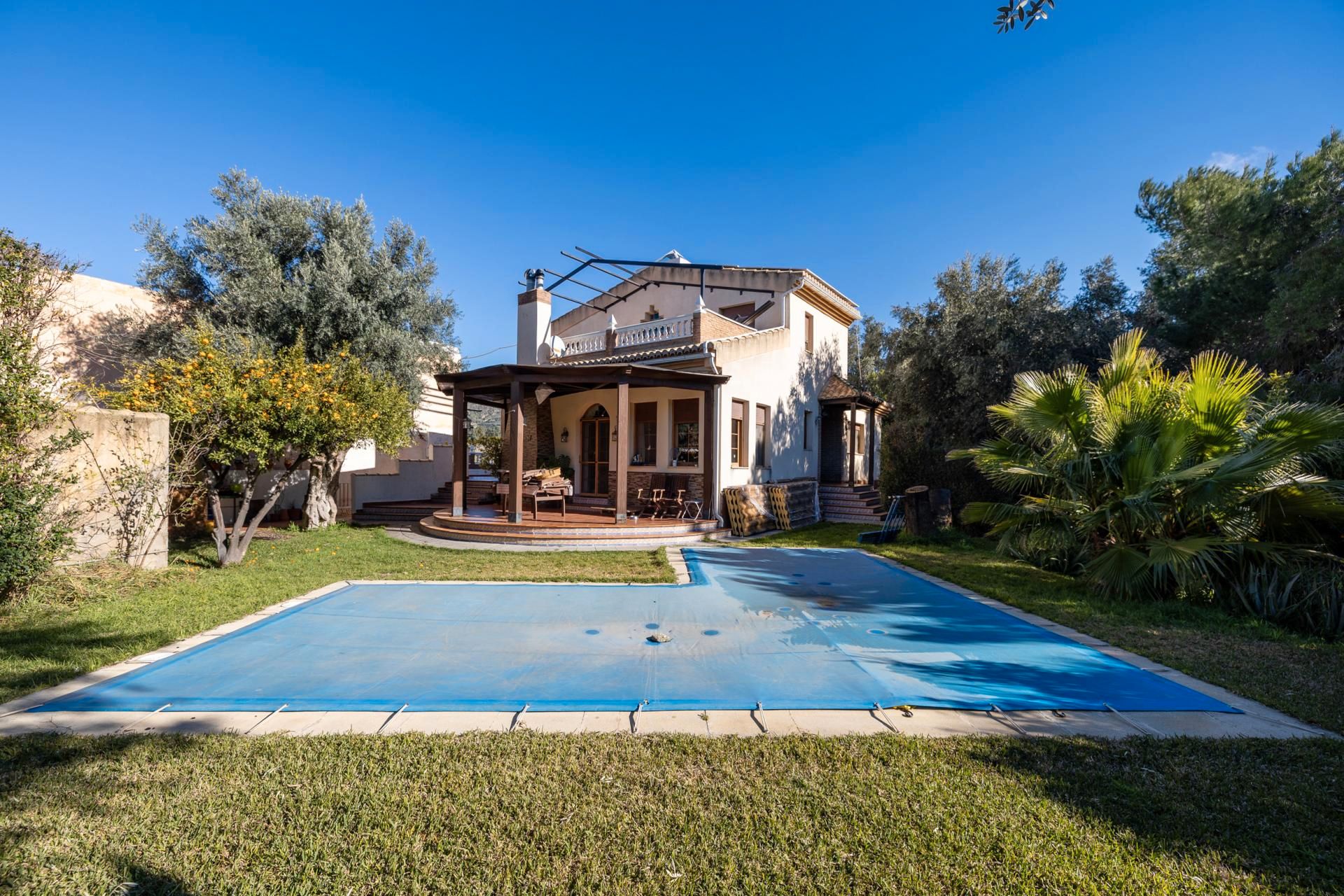 Jardí de Casa o xalet en venda en El Valle amb Calefacció, Jardí privat i Terrassa