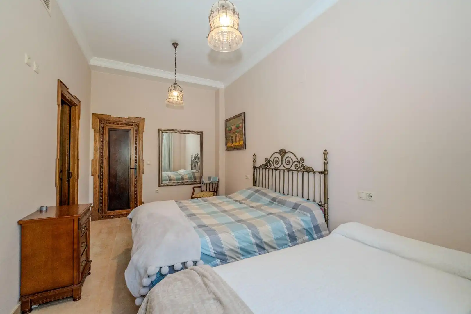 Schlafzimmer von Country house zum Verkauf in Ayamonte mit Klimaanlage, Heizung und Privatgarten