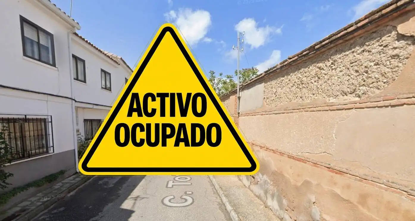 Parking of Houses for sale in Noez