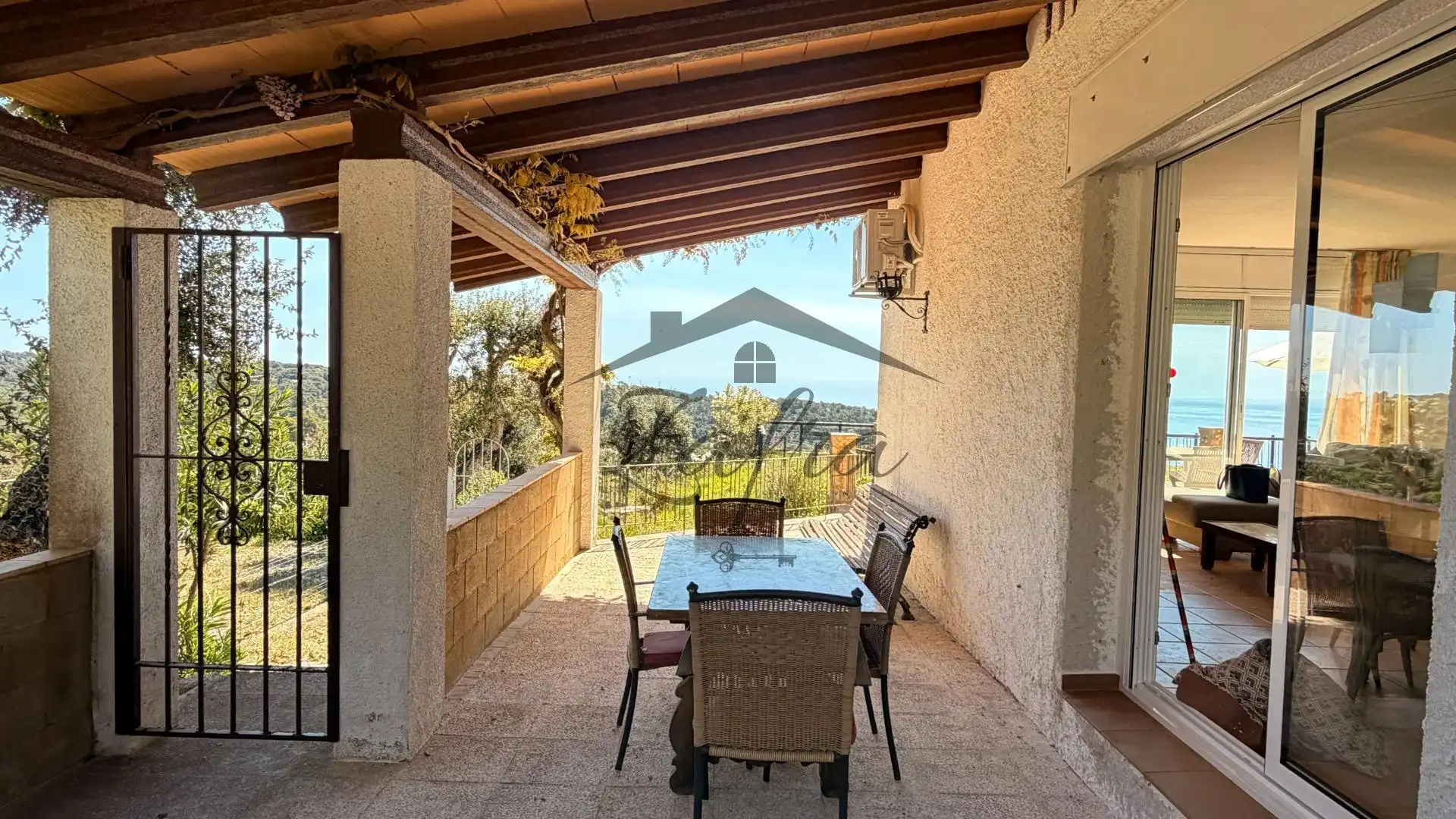 Haus mit Pool zum Verkauf in Carrer Carrer Àries, imagen 11