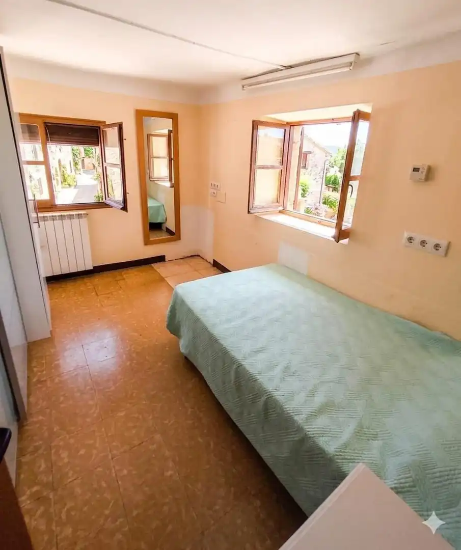 Dormitori de Casa o xalet en venda en Monflorite-Lascasas