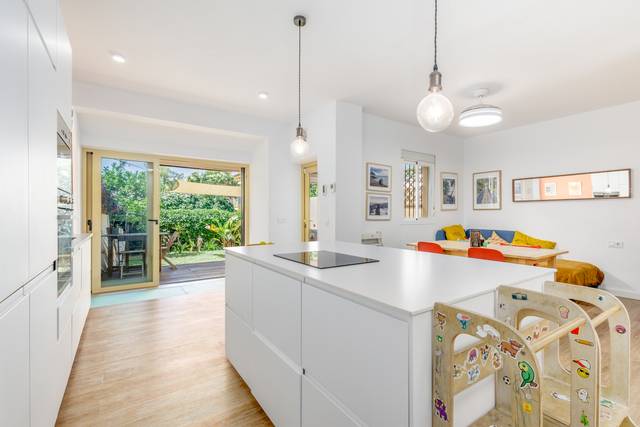 Casa adosada en Venta en MAR DE JAVA, 28 en Las Redes