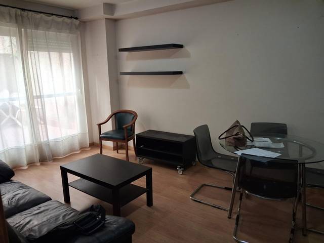 Piso en Venta en Calle Pasillo del Matadero en Perchel Sur - Plaza de Toros Vieja