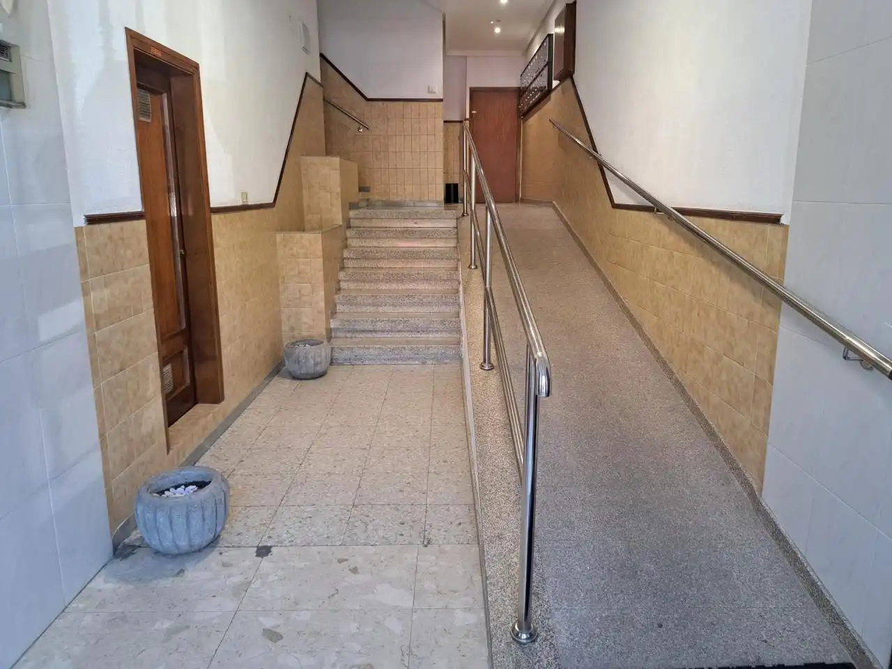 Pis en venda en Ourense Capital  amb Parquet, Traster i Moblat