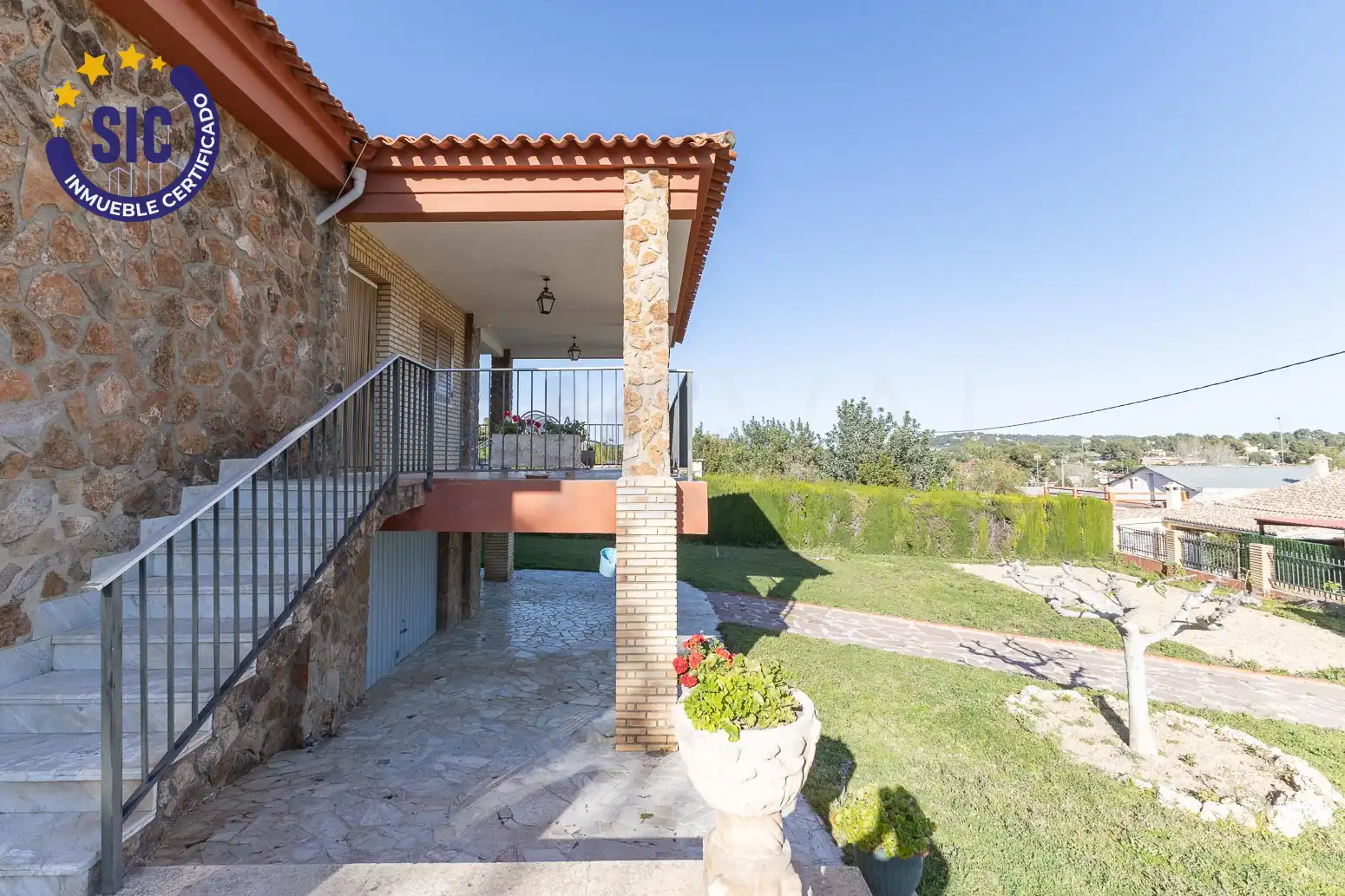 Terraza de Casa o chalet en venta en Chiva con Jardín privado