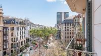 Vista exterior de Oficina en venda en  Barcelona Capital