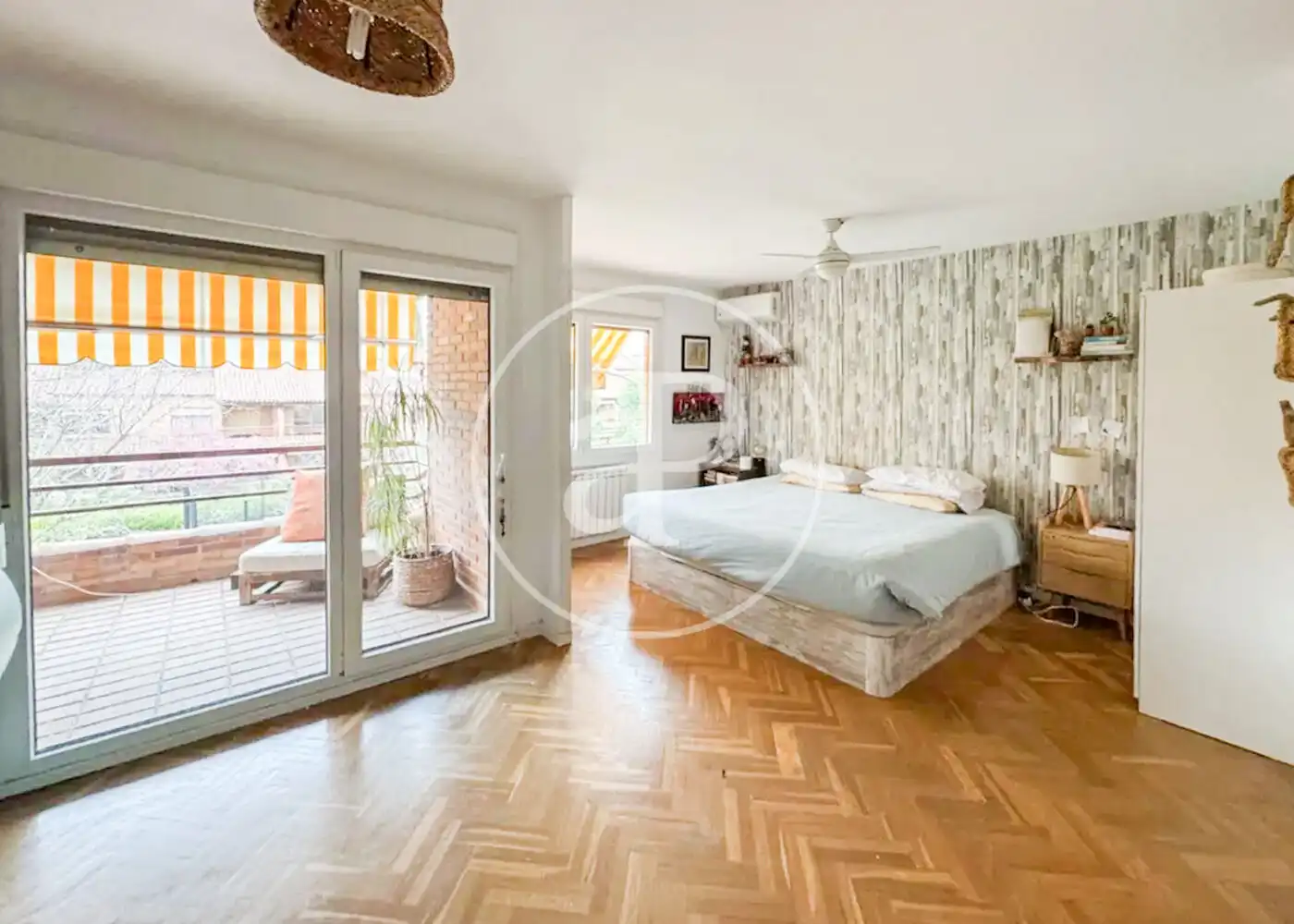Schlafzimmer von Wohnung zum Verkauf in Majadahonda mit Klimaanlage, Heizung und Privatgarten