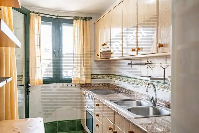 Cocina de Apartamento de alquiler en  Palma de Mallorca con Aire acondicionado y Balcón