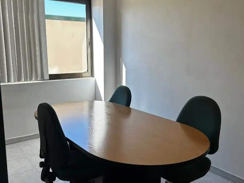 Office for rent in Ripollet  with Air Conditioner, Heating and Furnished