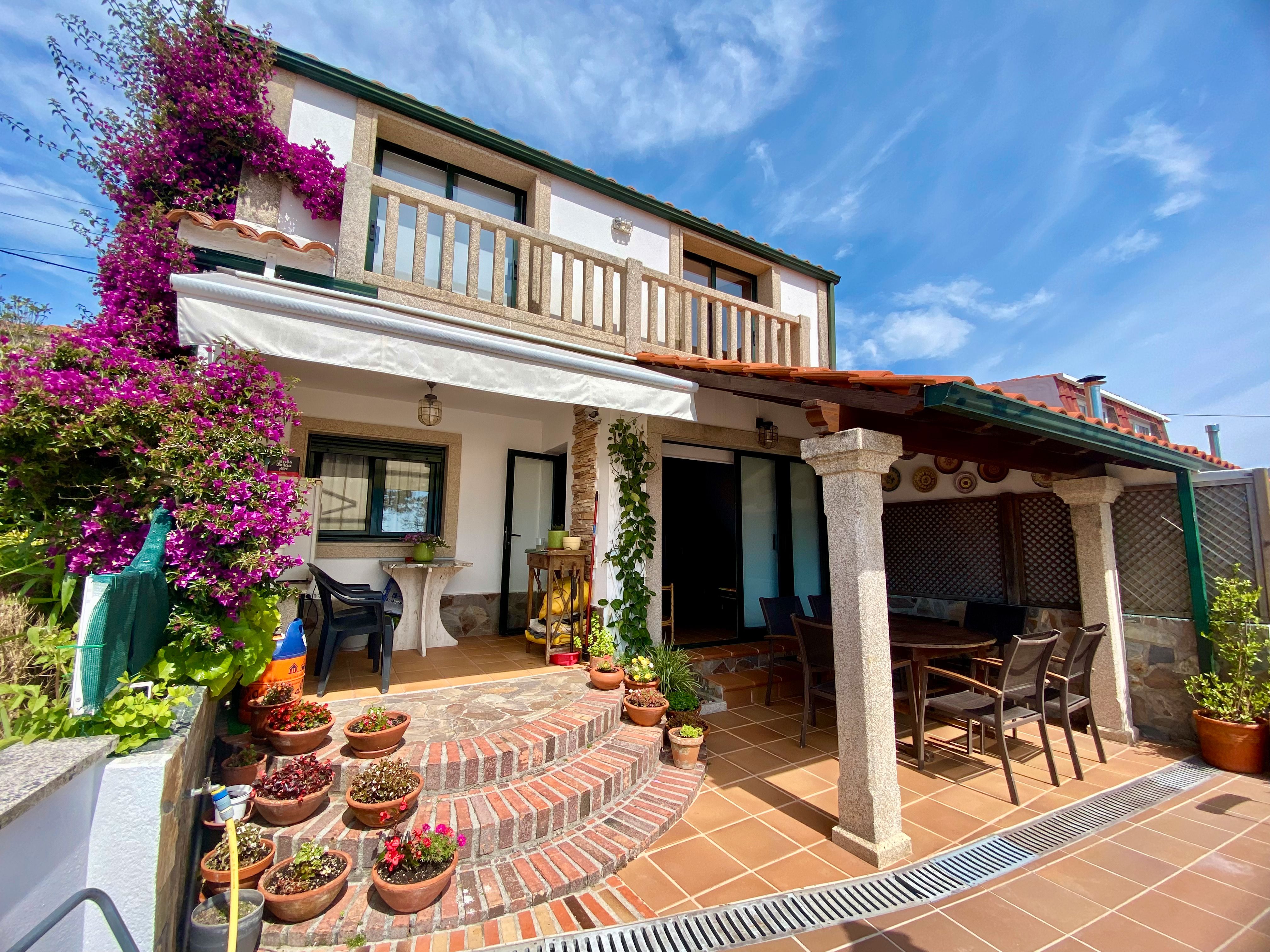 Terrace of Single-family semi-detached for sale in O Grove    with Parquet flooring, Terrace and Storage room