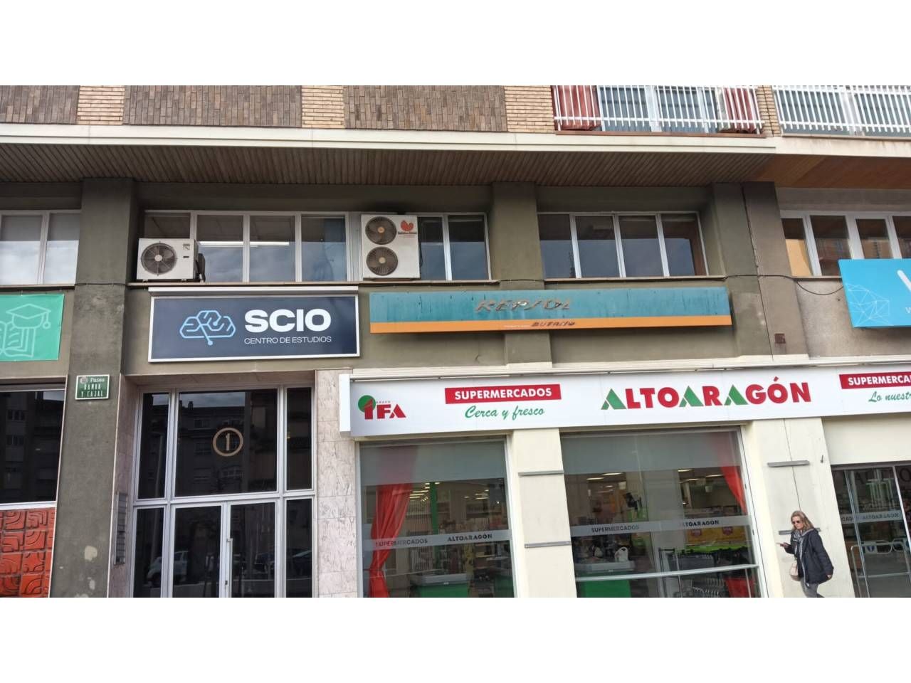 Oficina en venda en  Huesca Capital