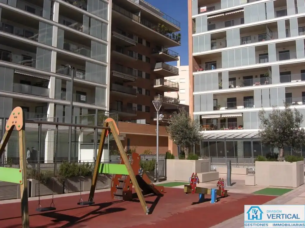 Terrassa de Pis de lloguer en Paterna amb Aire condicionat, Calefacció i Terrassa