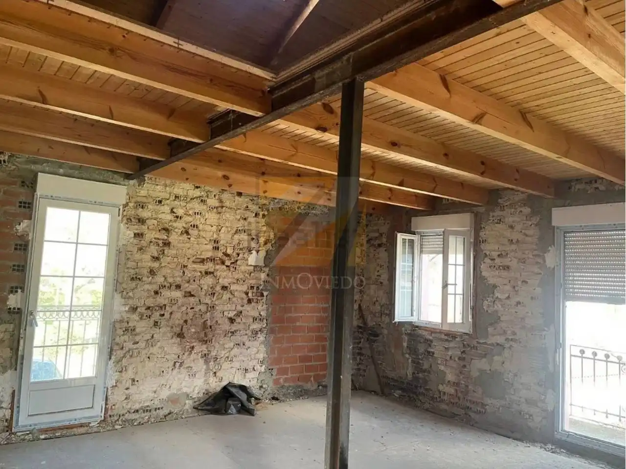 Casa o xalet en venda en Oviedo  amb Terrassa