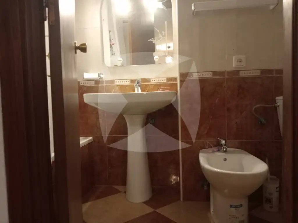 Bany de Pis en venda en Cáceres amb Terrassa i Moblat