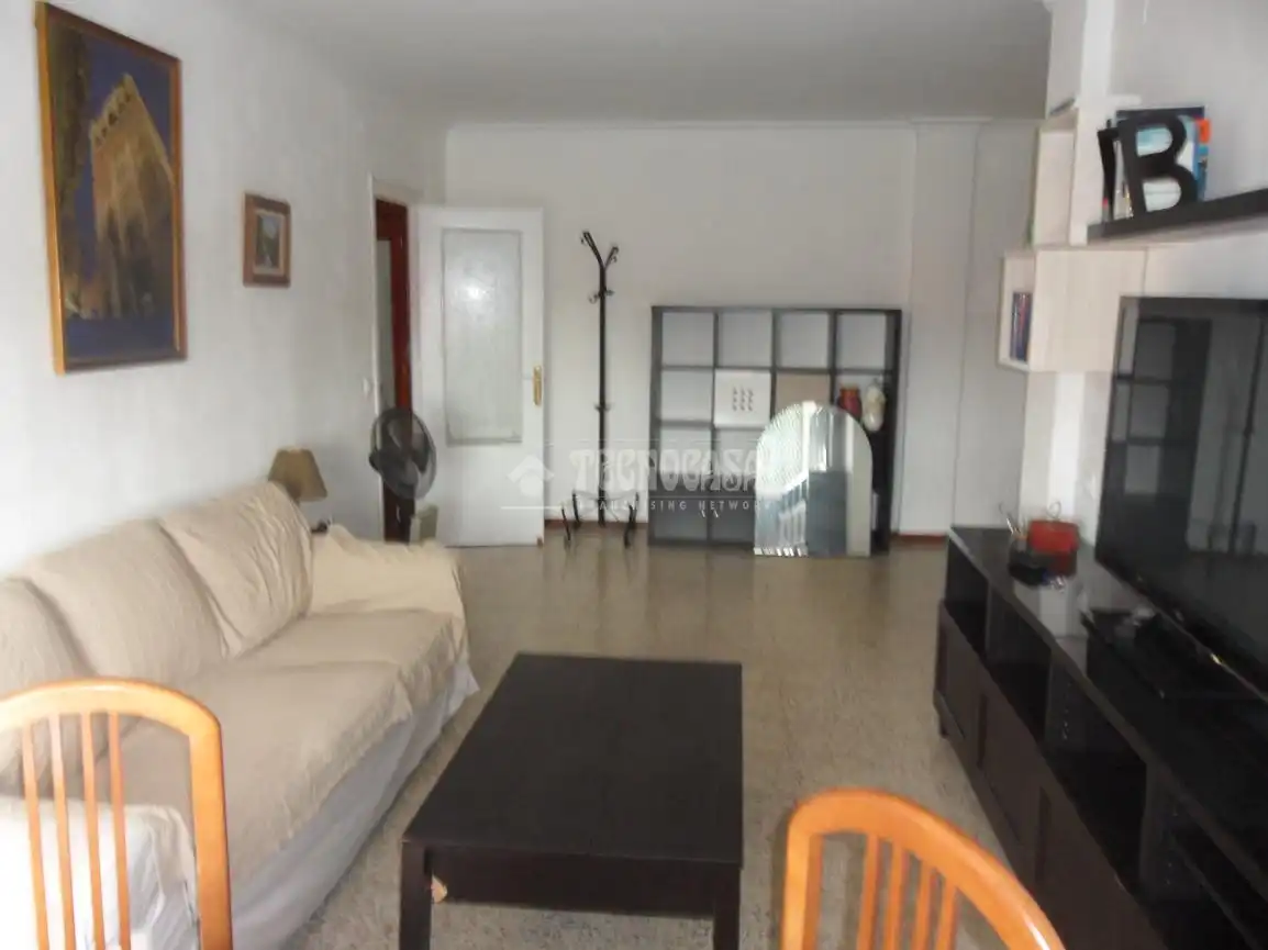 Piso de alquiler en La Oliva