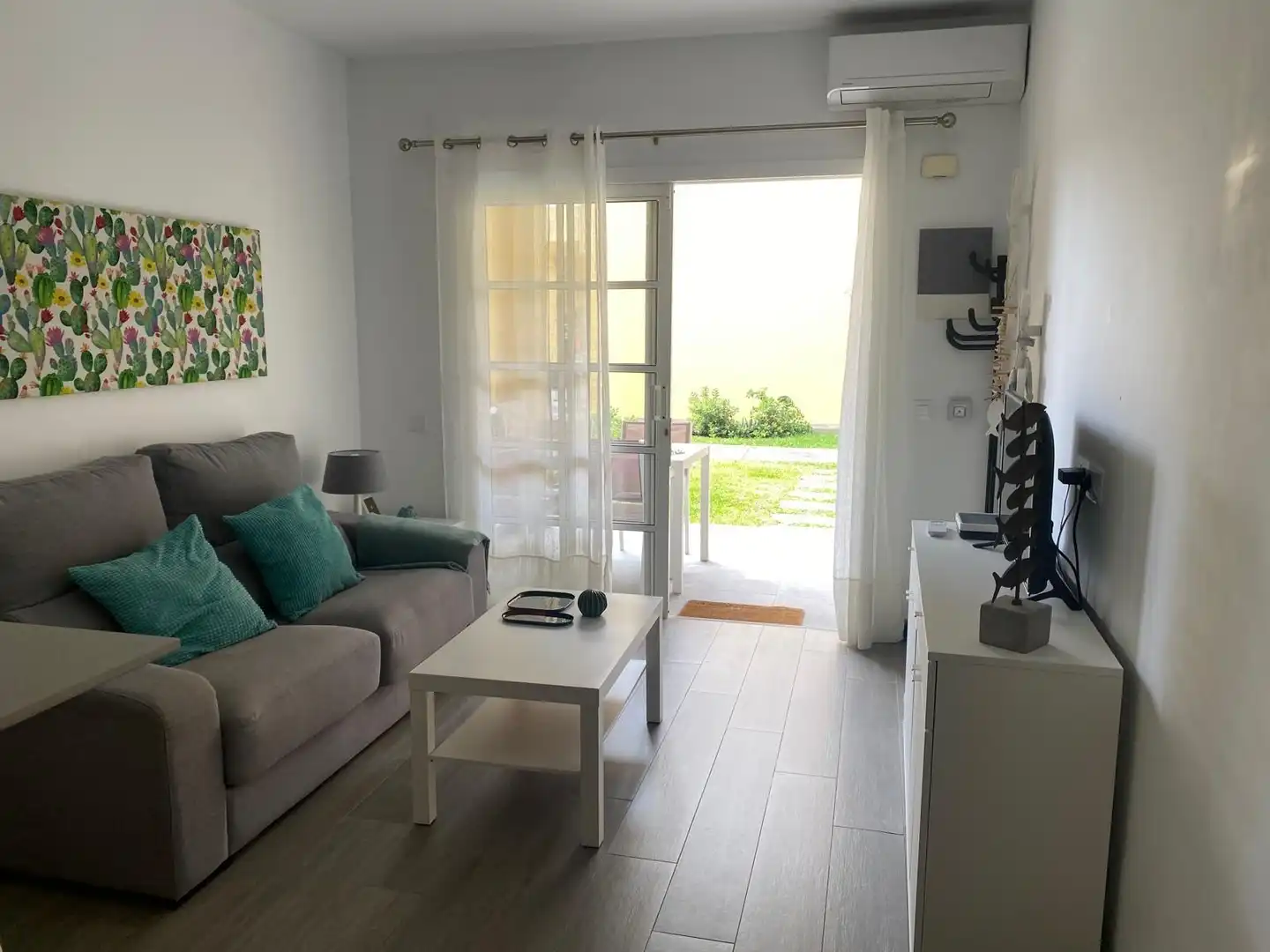 Sala de estar de Apartamento de alquiler en San Bartolomé de Tirajana con Jardín privado, Terraza y Trastero