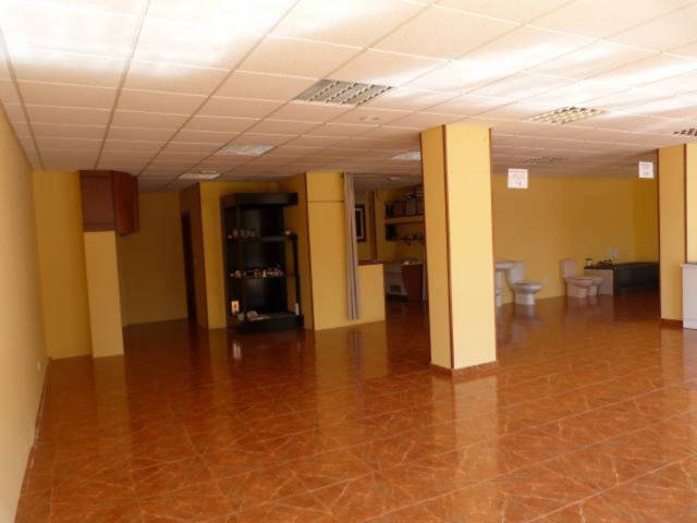 Local comercial en Alquiler en SANTANDER, 25 en Tregadín