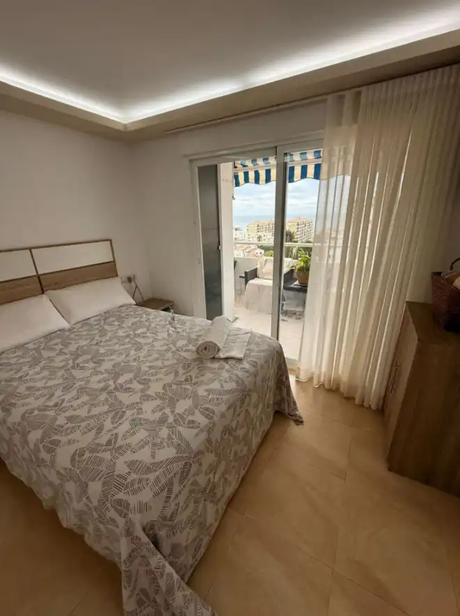 Piso con piscina en venta en Puerto Marina, imagen 6
