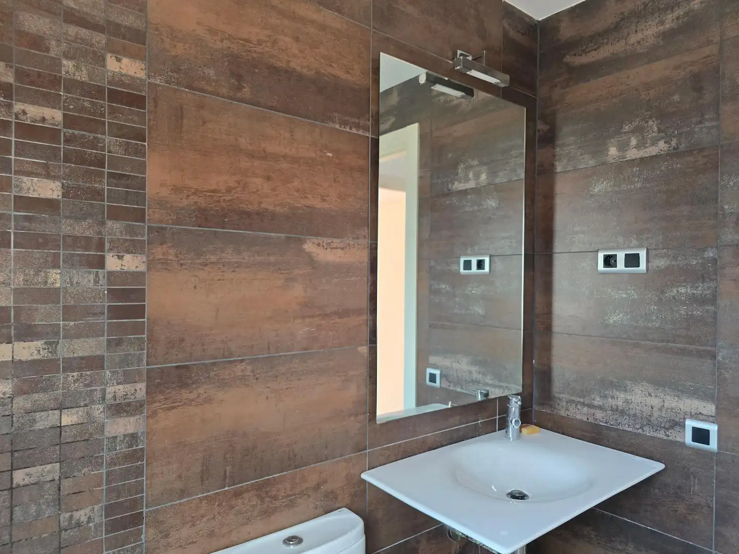 Bathroom of Houses for sale in Rubí  with Heating, Private garden and Parquet flooring