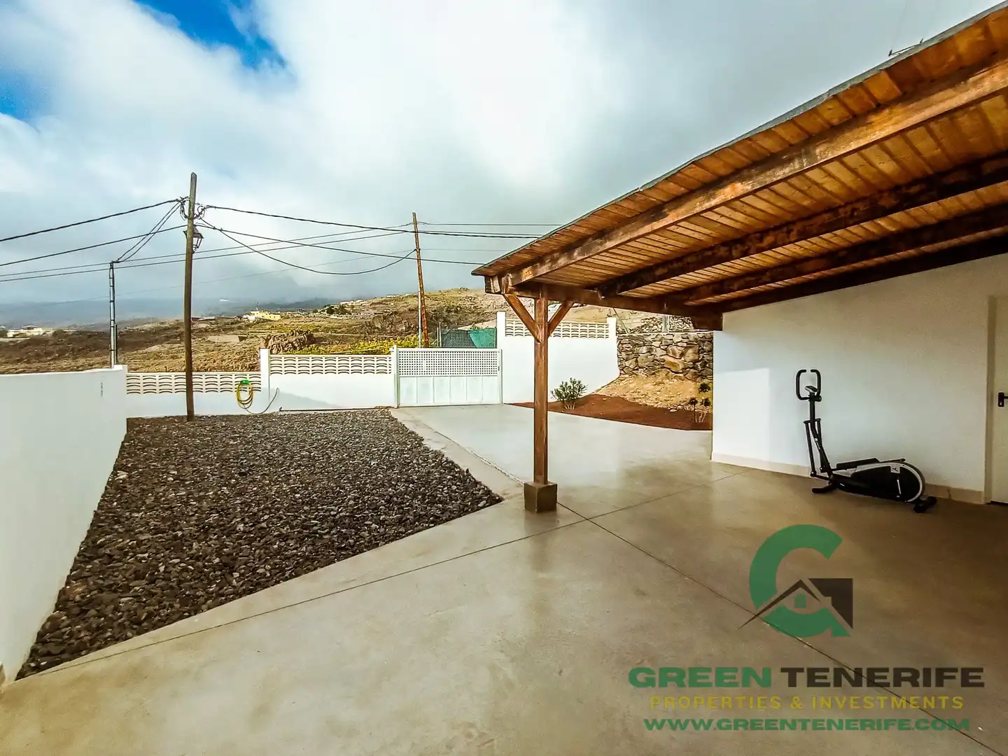 Exterior view of Flat for rent in Guía de Isora  with Terrace and Furnished