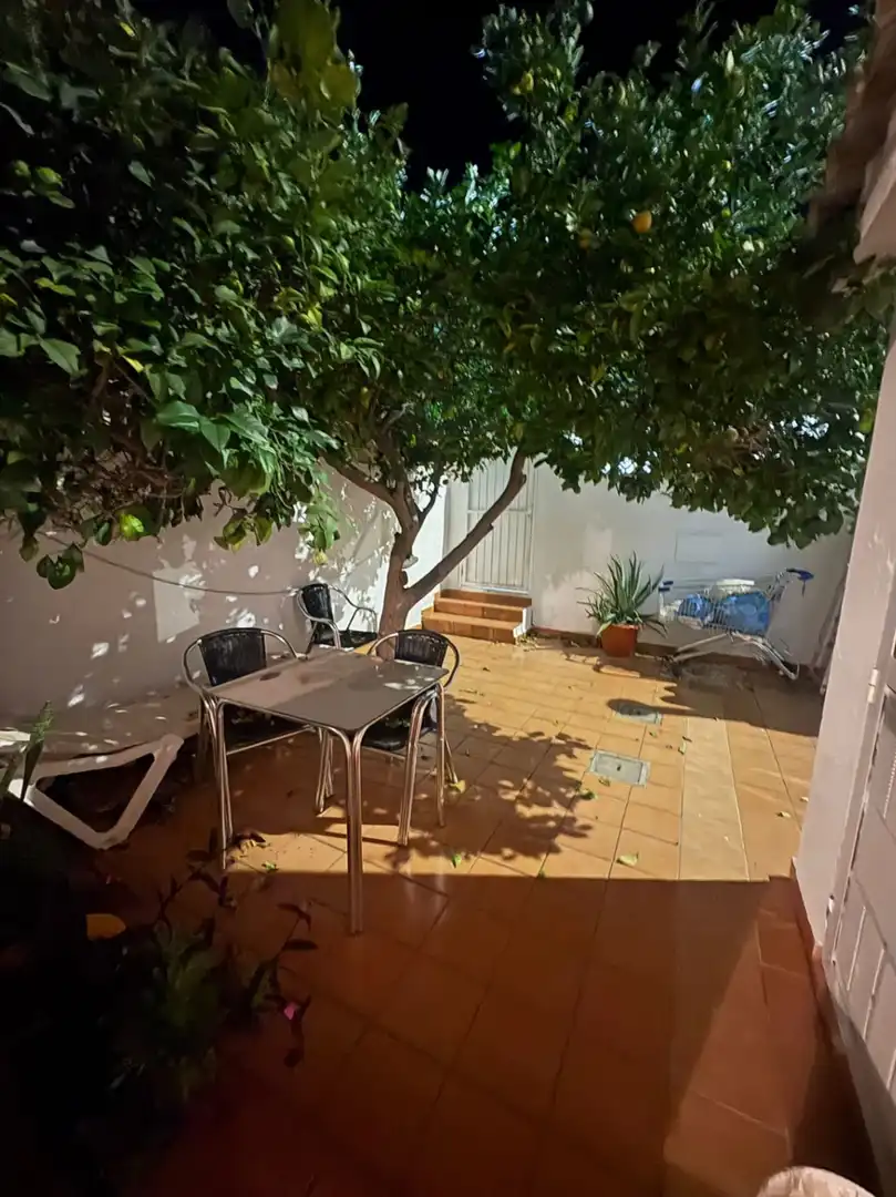 Casa adosada en venda a Les Bassetes - El Marjal