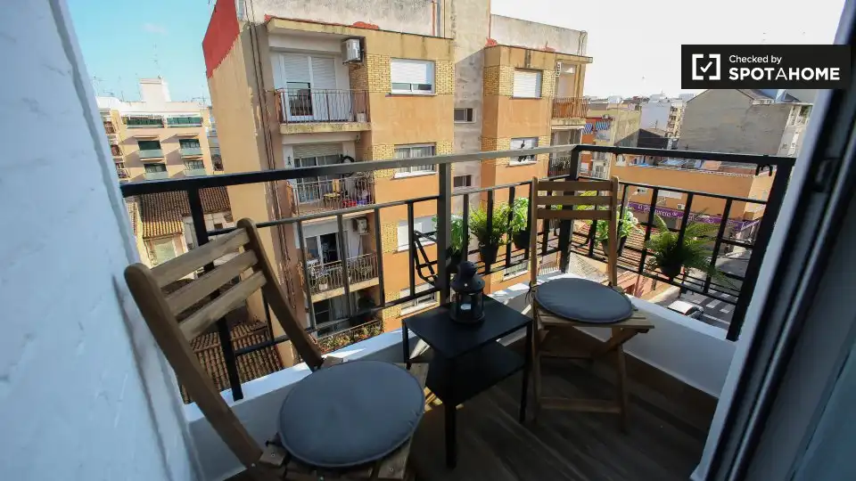 Balcony of Flat for rent in Valencia  with Air Conditioner, Heating and Furnished